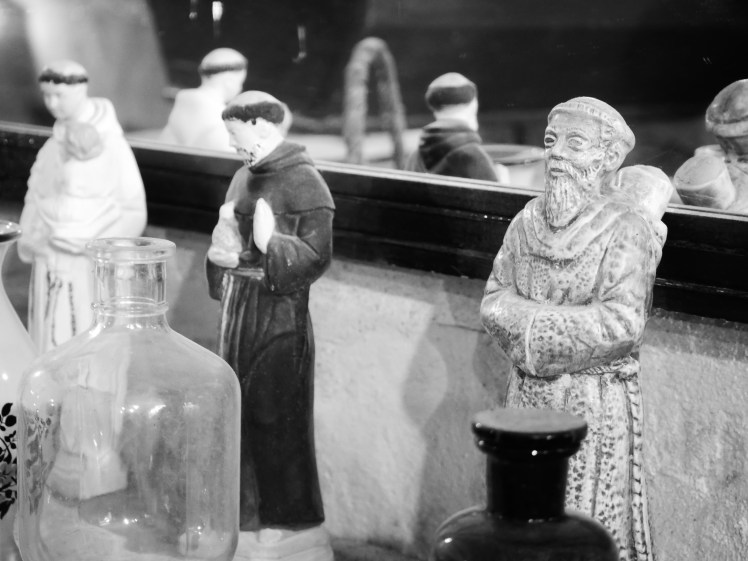 Possessions abandoned in a cave dwelling